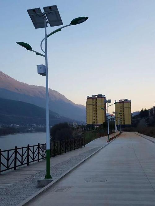 山东太阳能路灯