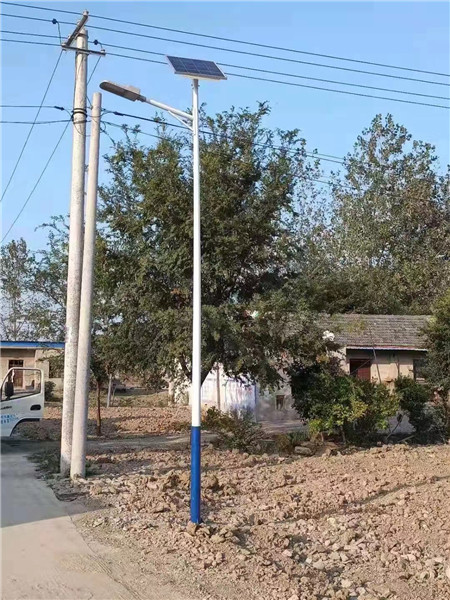 山东太阳能路灯厂家
