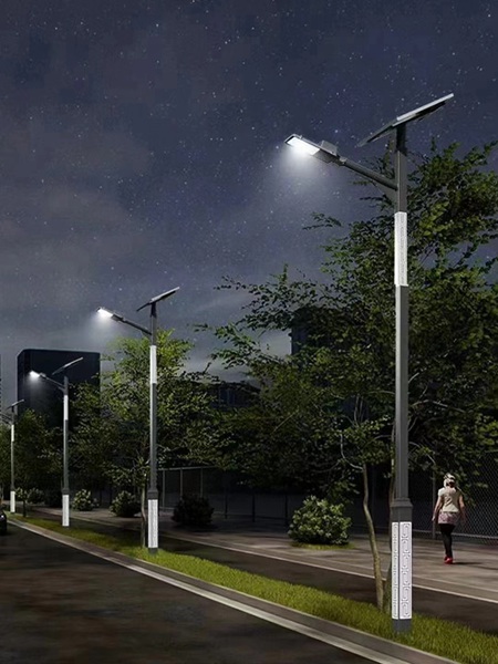 公路太阳能路灯