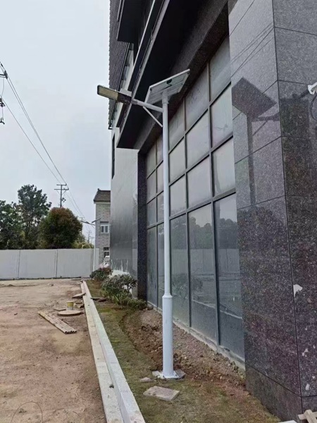 太阳能路灯厂家批发