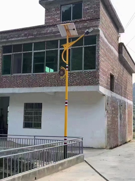 山东济宁太阳能路灯
